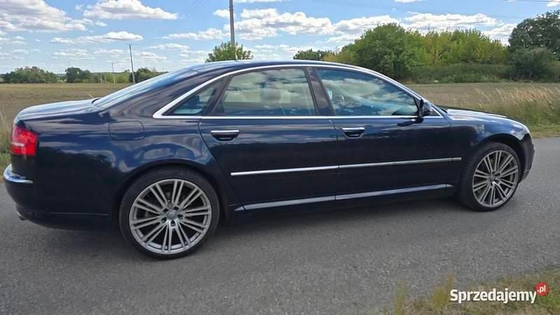 Używany Audi A8 2009 Granatowy Sedan/Limuzyna