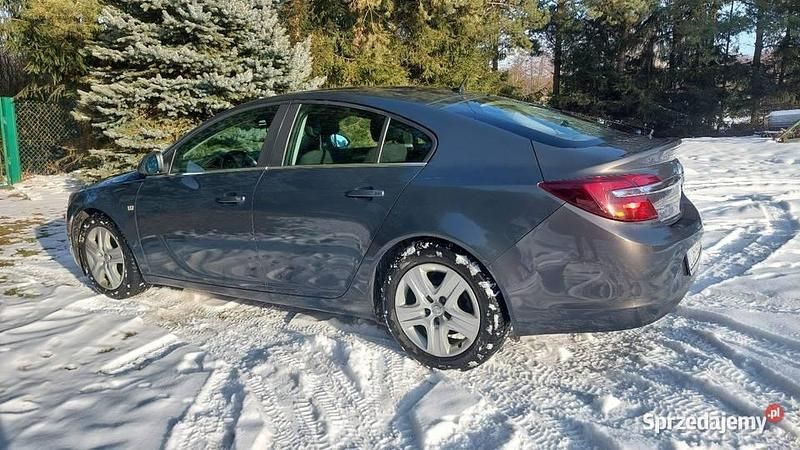 Używany Opel Insignia 2013 Grafitowy Hatchback