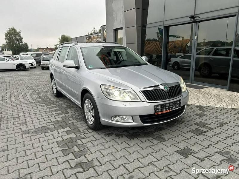 Używany Skoda Octavia 105 KM (77 kW) 2013 Srebrny (metalik) Kombi