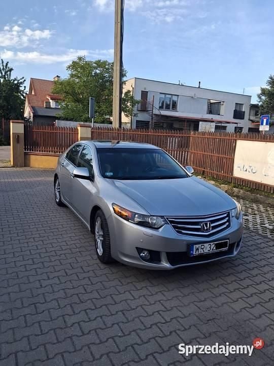 Srebrny Używany 2008 Honda Accord Executive Sedan/Limuzyna | 29 900 zł (Uczciwa cena) - Obraz 1/4