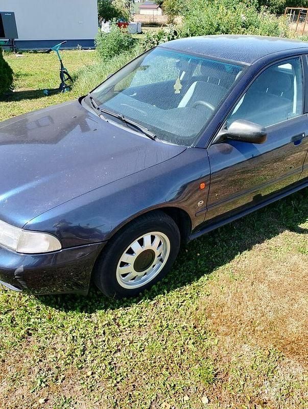 Niebieski Używany 1995 Audi A4 Sedan/Limuzyna | 1500 zł - Obraz 1/3