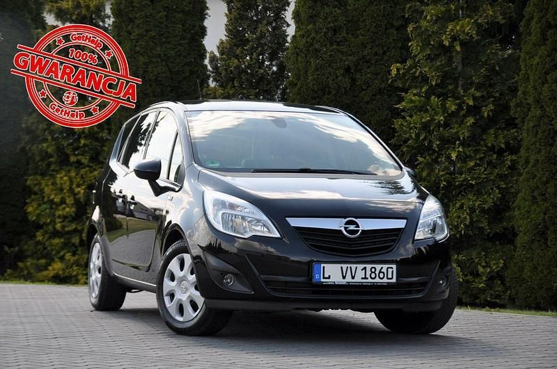 Czarny Używany 2011 Opel Meriva Minivan | 19 900 zł (Uczciwa cena) - Obraz 1/4