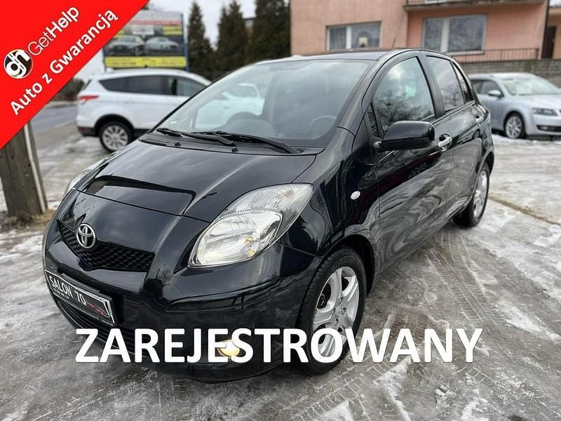 Używany Toyota Yaris 99 KM (72 kW) 2011 Czarny Hatchback