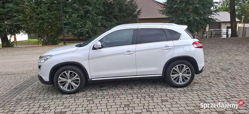 Używany Peugeot 4008 2012 Biały SUV