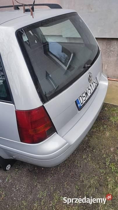 Srebrny Używany 2000 VW Bora Kombi | 6500 zł (Uczciwa cena) - Obraz 1/4