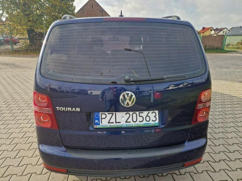 Używany VW Touran 140 KM (102 kW) 2009 Niebieski (metalik) Minivan