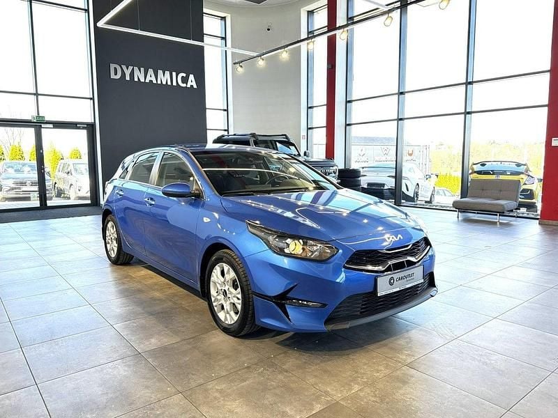 Niebieski Używany 2022 Kia Ceed Hatchback | 71 500 zł (Uczciwa cena) - Obraz 1/3