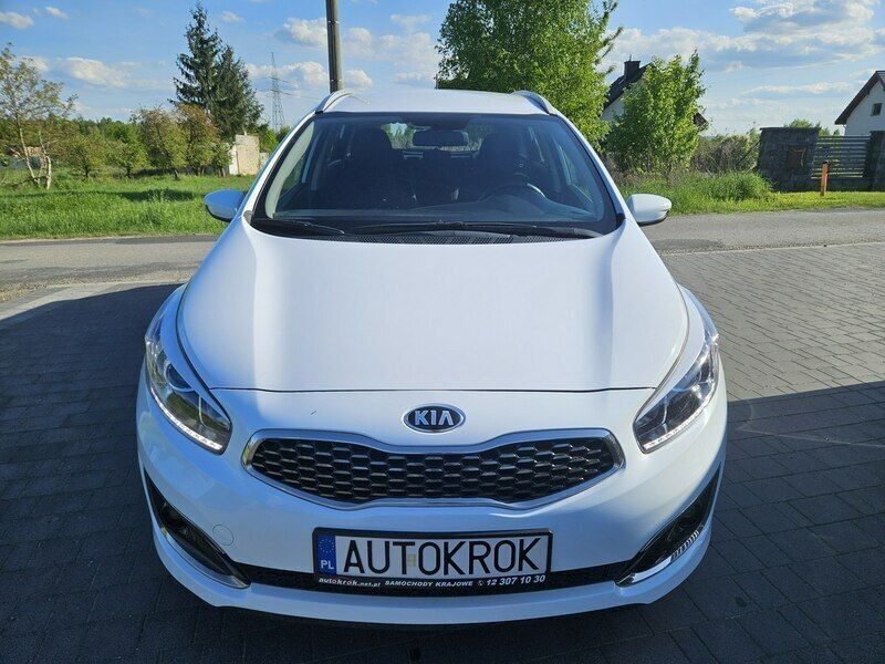 Biały Używany 2018 Kia Ceed 2 Kombi | 38 900 zł (Dobra cena) - Obraz 1/4