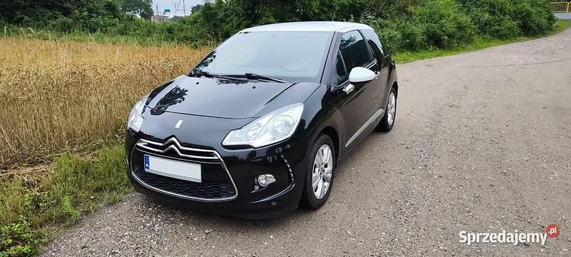 Czarny Używany 2011 Citroën DS3 Hatchback | 14 900 zł (Dobra cena) - Obraz 1/4