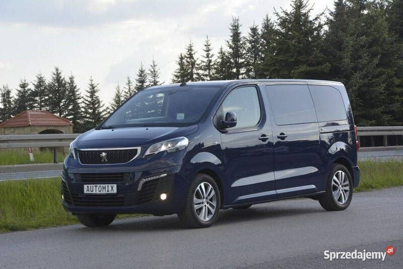 Niebieski Używany 2019 Peugeot Traveller Minivan | 99 300 zł - Obraz 1/4