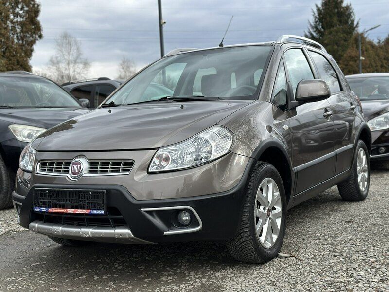 Używany Fiat Sedici 120 KM (88 kW) 2010 Brązowy SUV