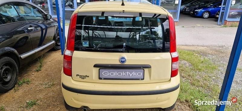 Używany Fiat Panda 54 KM (39 kW) 2007 Żółty Hatchback
