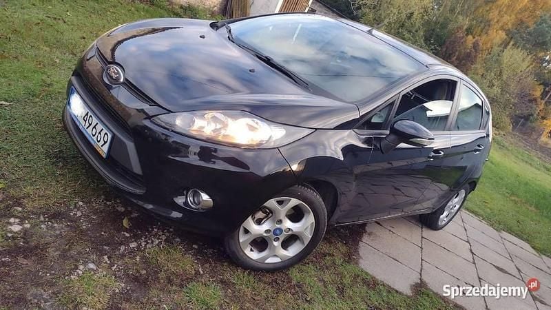 Czarny Używany 2012 Ford Fiesta Hatchback | 17 900 zł (Uczciwa cena) - Obraz 1/4