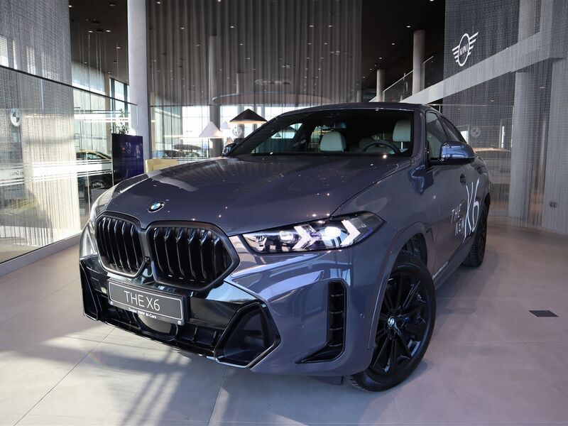 Lakierowanie bmw individual (cena do ustalenia) Używany 2024 BMW X6 Comfort Edition SUV | 526 900 zł - Obraz 1/3
