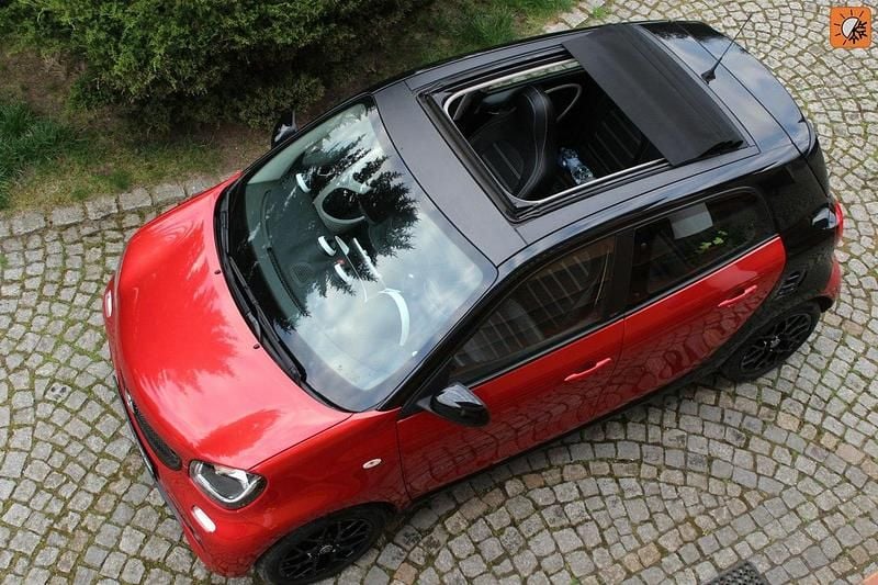 Bordowy (metalik, perła) Używany 2015 Smart ForFour Hatchback | 29 800 zł - Obraz 1/4