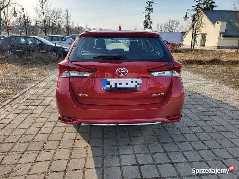 Używany Toyota Auris 2016