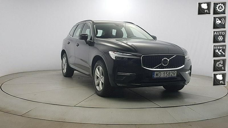 Czarny Używany 2022 Volvo XC60 Core SUV | 164 850 zł (Uczciwa cena) - Obraz 1/4