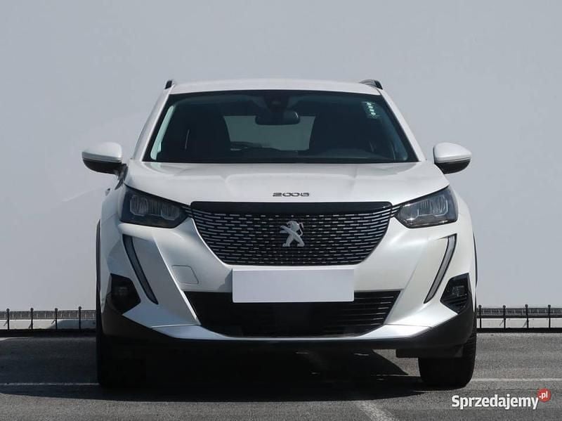 Biały Używany 2021 Peugeot 2008 SUV | 71 999 zł (Drogi) - Obraz 1/4