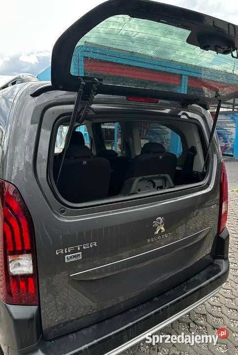 Używany Peugeot Rifter GT 2022 Minivan