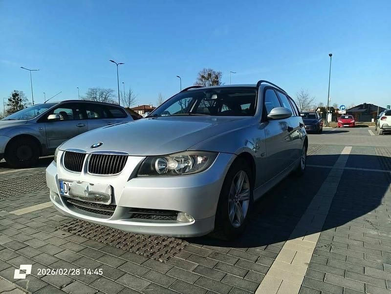 Używany BMW 320 150 KM (110 kW) 2005 Srebrny Kombi