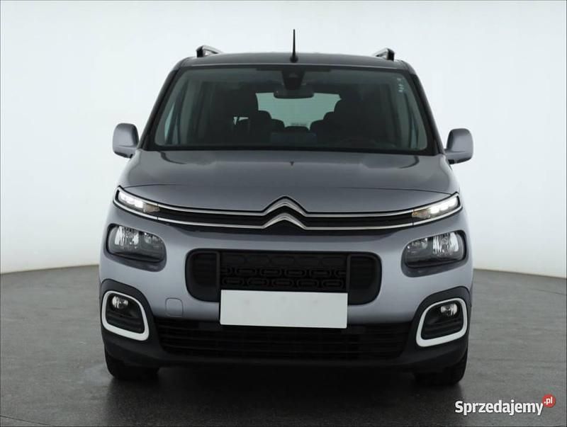 Szary Używany 2020 Citroën Berlingo PureTech Minivan | 67 999 zł (Uczciwa cena) - Obraz 1/4
