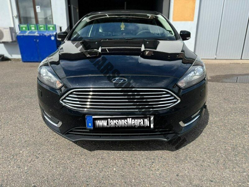 Używany Ford Focus 125 KM (91 kW) 2015 Czarny Hatchback