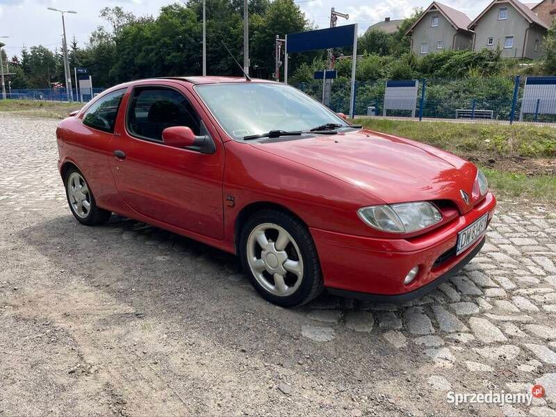 Czerwony Używany 1996 Renault Mégane Coupé Coupe | 11 000 zł (Uczciwa cena) - Obraz 1/4