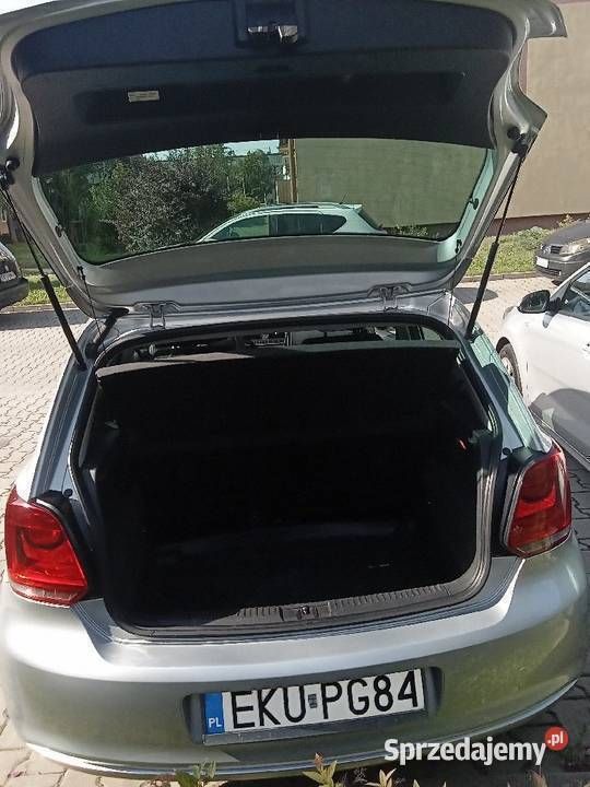 Używany VW Polo 2012 Srebrny Sedan/Limuzyna
