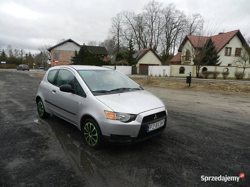 Używany Mitsubishi Colt 95 KM (69 kW) 2009 Srebrny Hatchback