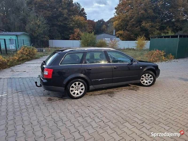 Czarny Używany 2004 Audi A4 Kombi | 5500 zł (Super Cena) - Obraz 1/4