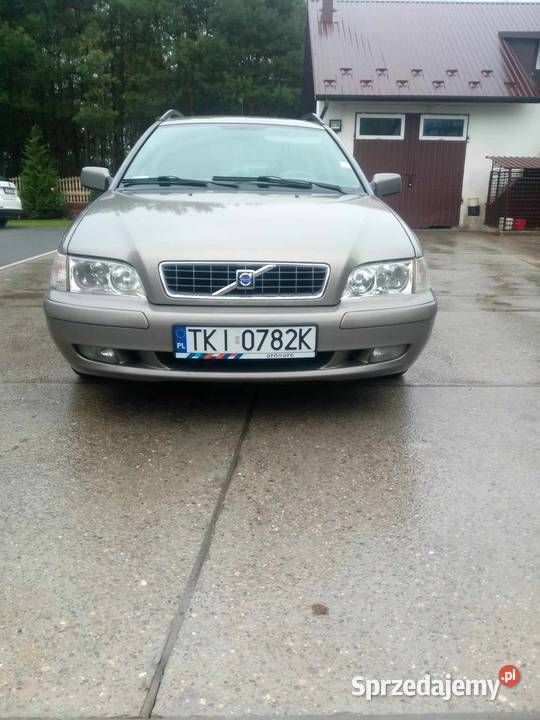 Używany 2004 Volvo V40 Kombi | 8000 zł - Obraz 1/4