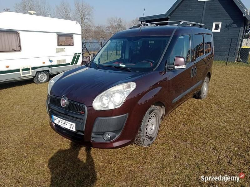 Używany Fiat Doblò 2012 Minivan