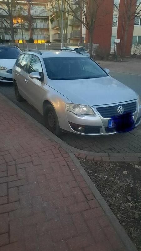 Używany VW Passat 2007 Srebrny Kombi