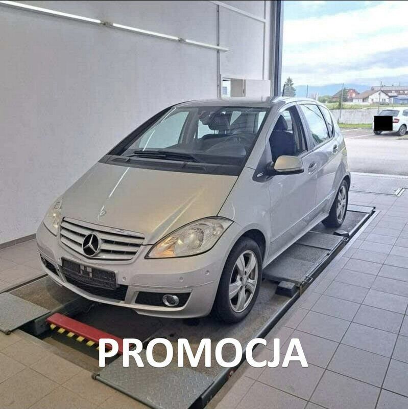 Srebrny Używany 2009 Mercedes A200 Hatchback | 9900 zł - Obraz 1/4