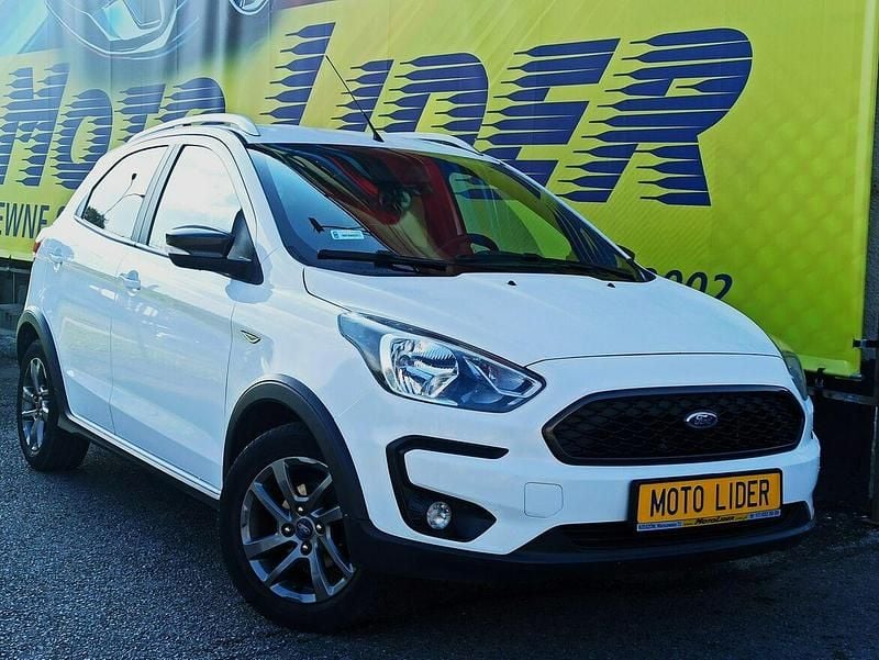 Biały Używany 2018 Ford Ka Plus Active Hatchback | 36 900 zł - Obraz 1/4