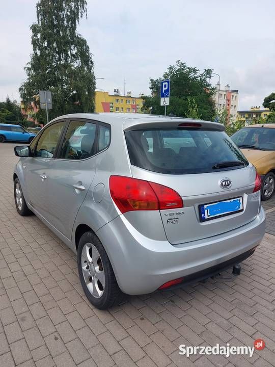 Srebrny Używany 2012 Kia Venga 2 Hatchback | 21 900 zł (Uczciwa cena) - Obraz 1/4