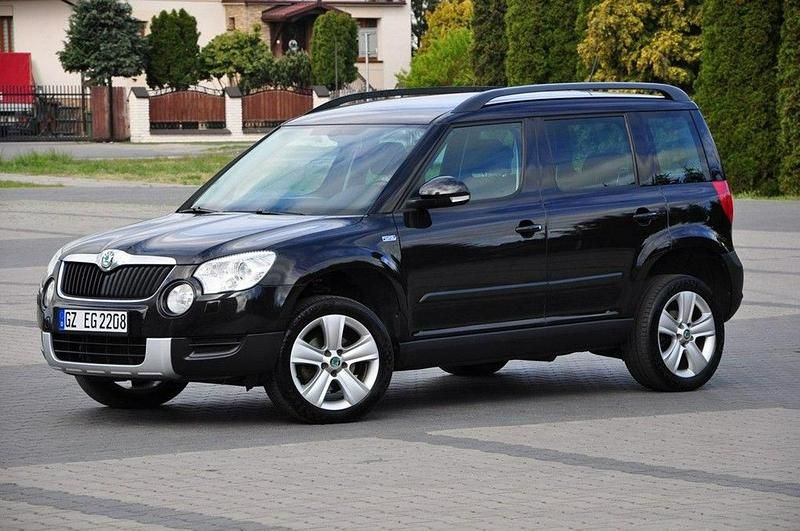 Używany Skoda Yeti 140 KM (102 kW) 2011 Czarny (metalik) SUV