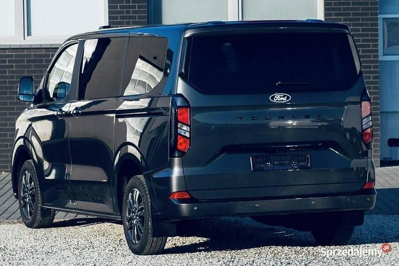 Używany Ford Tourneo Custom Titanium X 2025 Szary Van