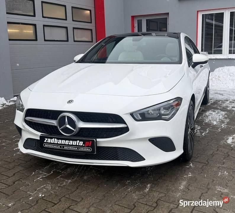 Używany Mercedes CLA250 2023 Sedan/Limuzyna