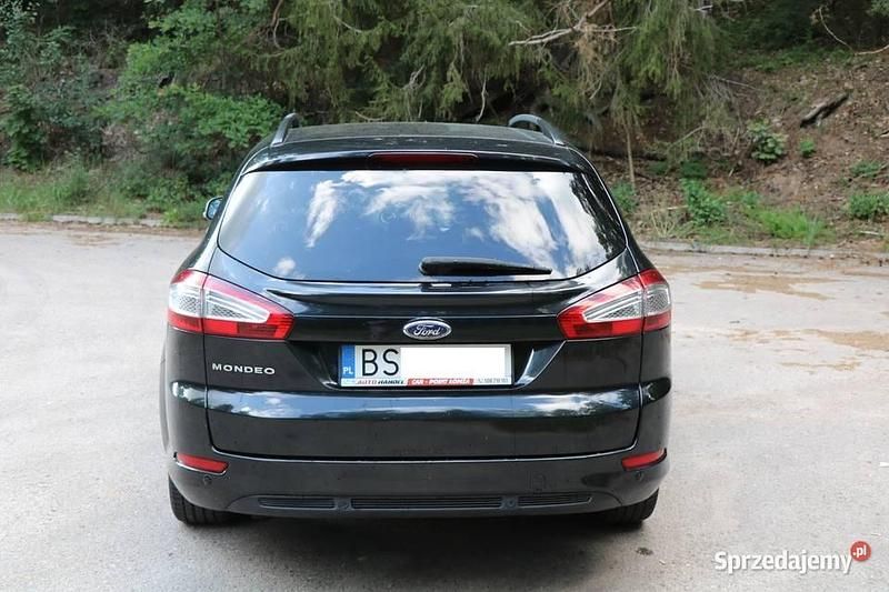 Używany 2011 Ford Mondeo Kombi | 16 200 zł (Uczciwa cena) - Obraz 1/4
