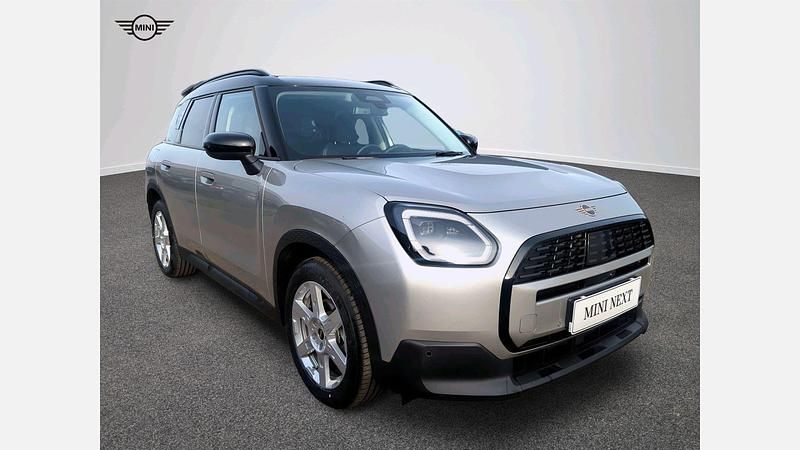 Używany Mini Countryman 150 KM (110 kW) 2024 Melting silver iii metalizowany SUV