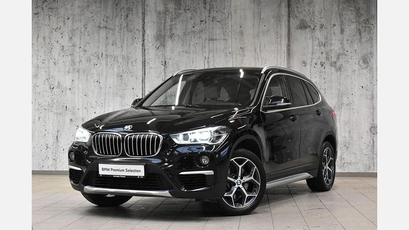 Black 2 Używany 2019 BMW X1 Performance SUV | 88 900 zł (Super Cena) - Obraz 1/3