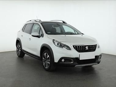 Biały Używany 2018 Peugeot 2008 SUV | 43 999 zł (Uczciwa cena) - Obraz 1/4