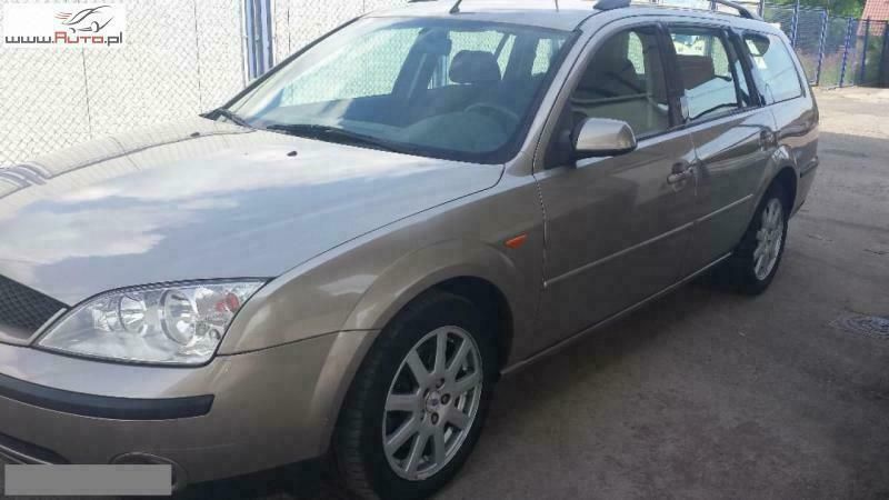 Używany Ford Mondeo 125 KM (91 kW) 2001 Złoty (metalik) Sedan/Limuzyna