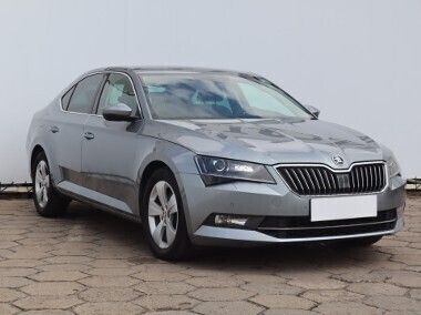 Szary Używany 2019 Skoda Superb Hatchback | 63 999 zł (Dobra cena) - Obraz 1/4