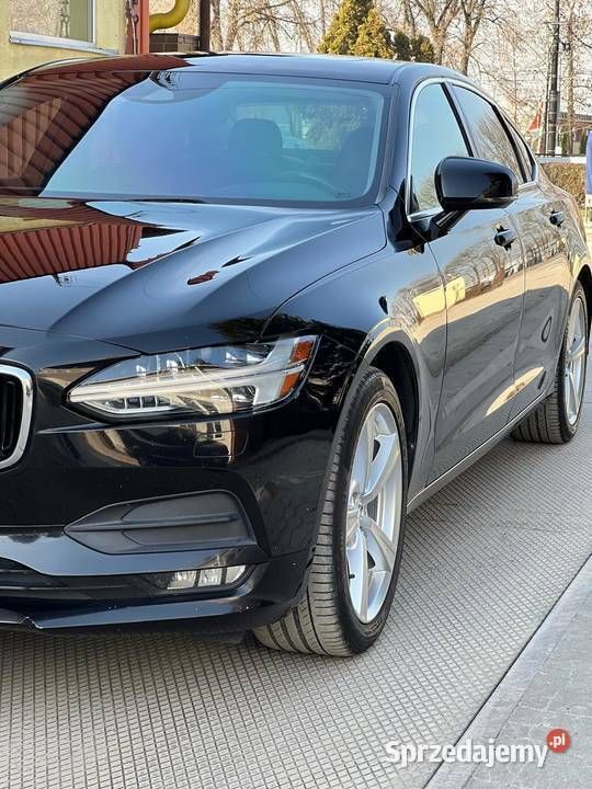Używany 2017 Volvo S90 Momentum Sedan/Limuzyna | 79 800 zł (Dość drogi) - Obraz 1/4