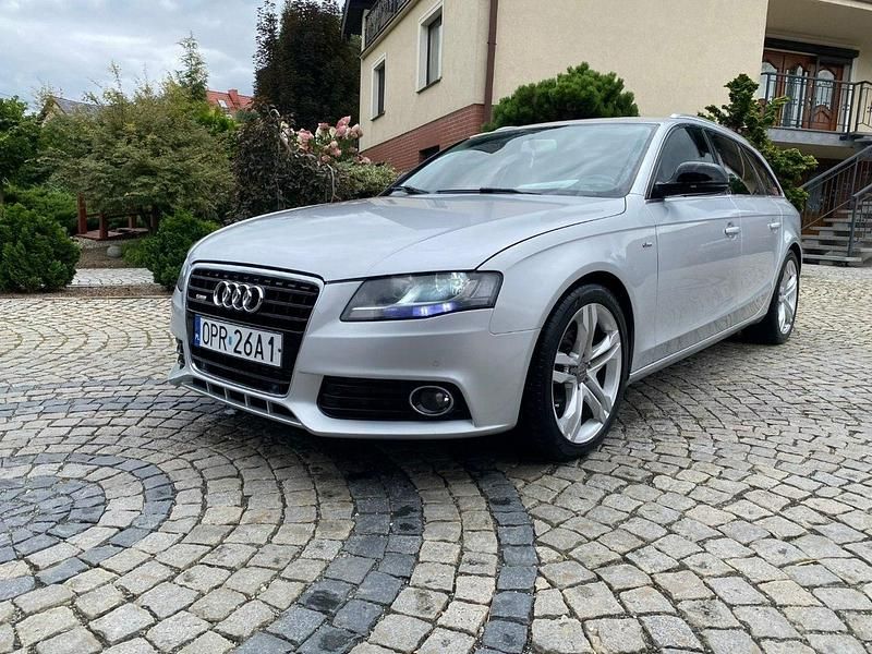Srebrny Używany 2008 Audi A4 S-Line Kombi | 31 900 zł (Dość drogi) - Obraz 1/4