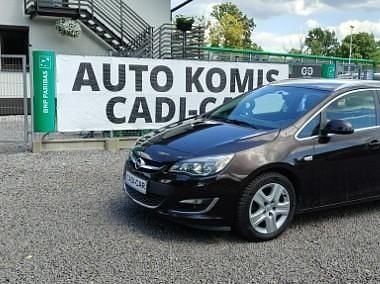 Używany Opel Astra 130 KM (95 kW) 2013 Czarny Kombi
