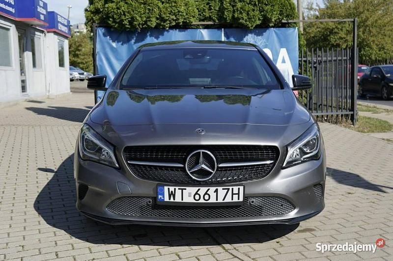 Szary Używany 2018 Mercedes CLA200 Shooting Brake Kombi | 69 500 zł - Obraz 1/4