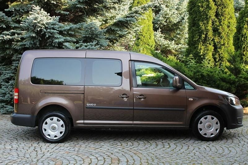 Brązowy Używany 2013 VW Caddy Minivan | 32 800 zł (Uczciwa cena) - Obraz 1/4